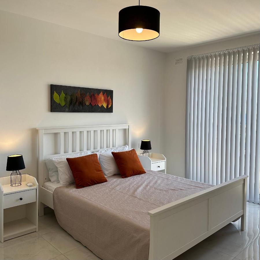 Sliema 2 Bedroom Penthouse Ngoại thất bức ảnh