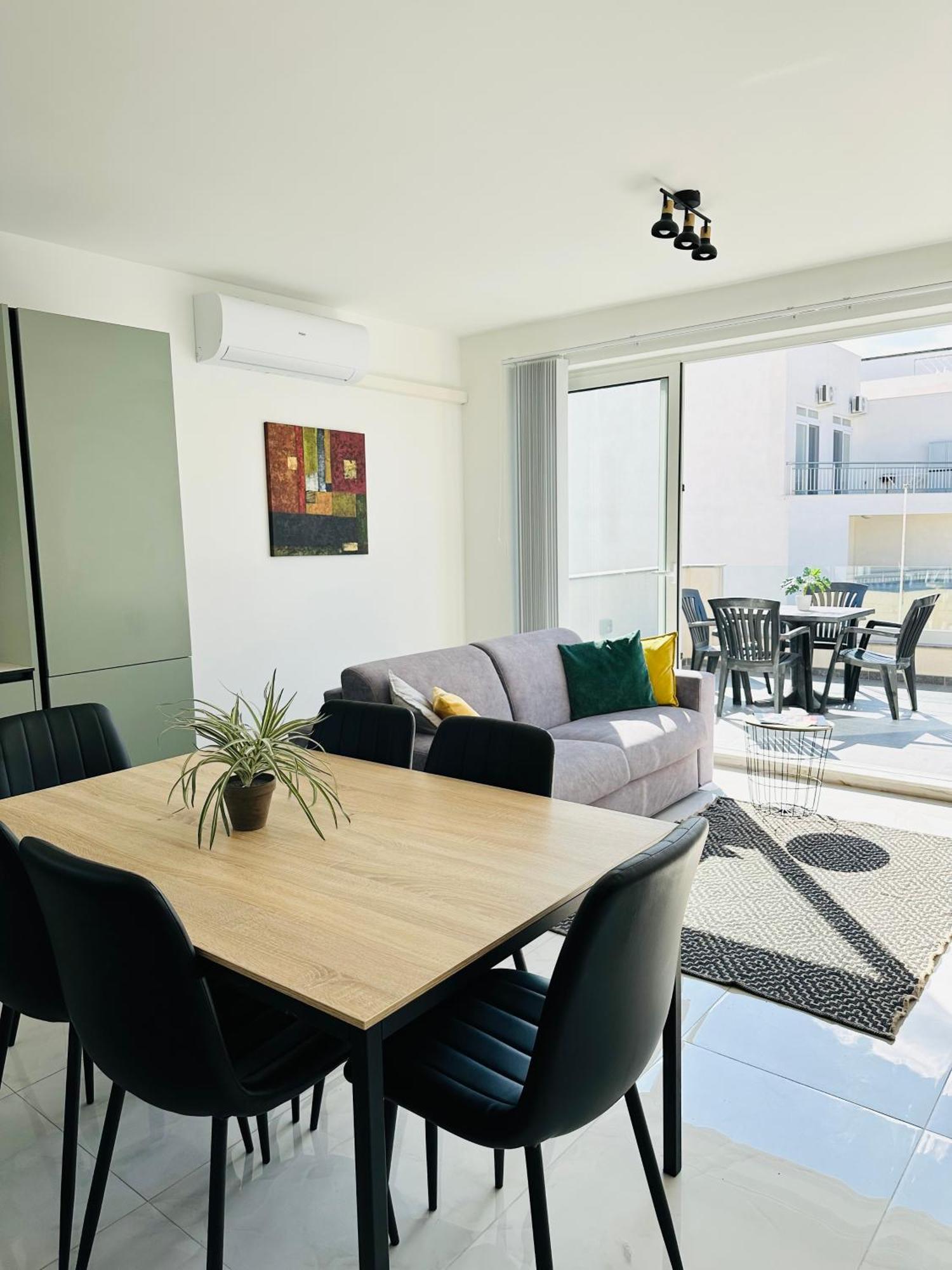 Sliema 2 Bedroom Penthouse Ngoại thất bức ảnh